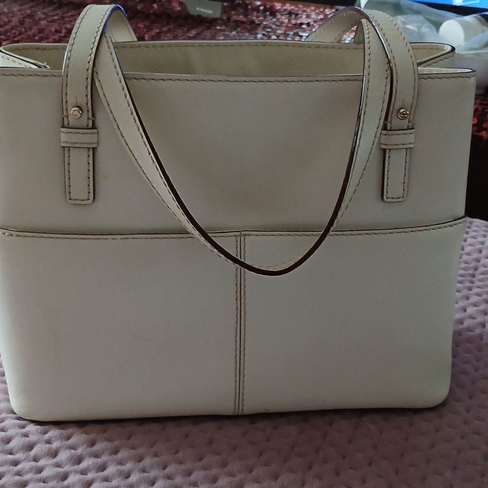 Kate Spade - Picture 4 of 7
